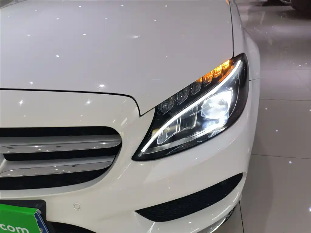 Mercedes-Benz C-Class 2018 C 200 L Sport Edition фото 24