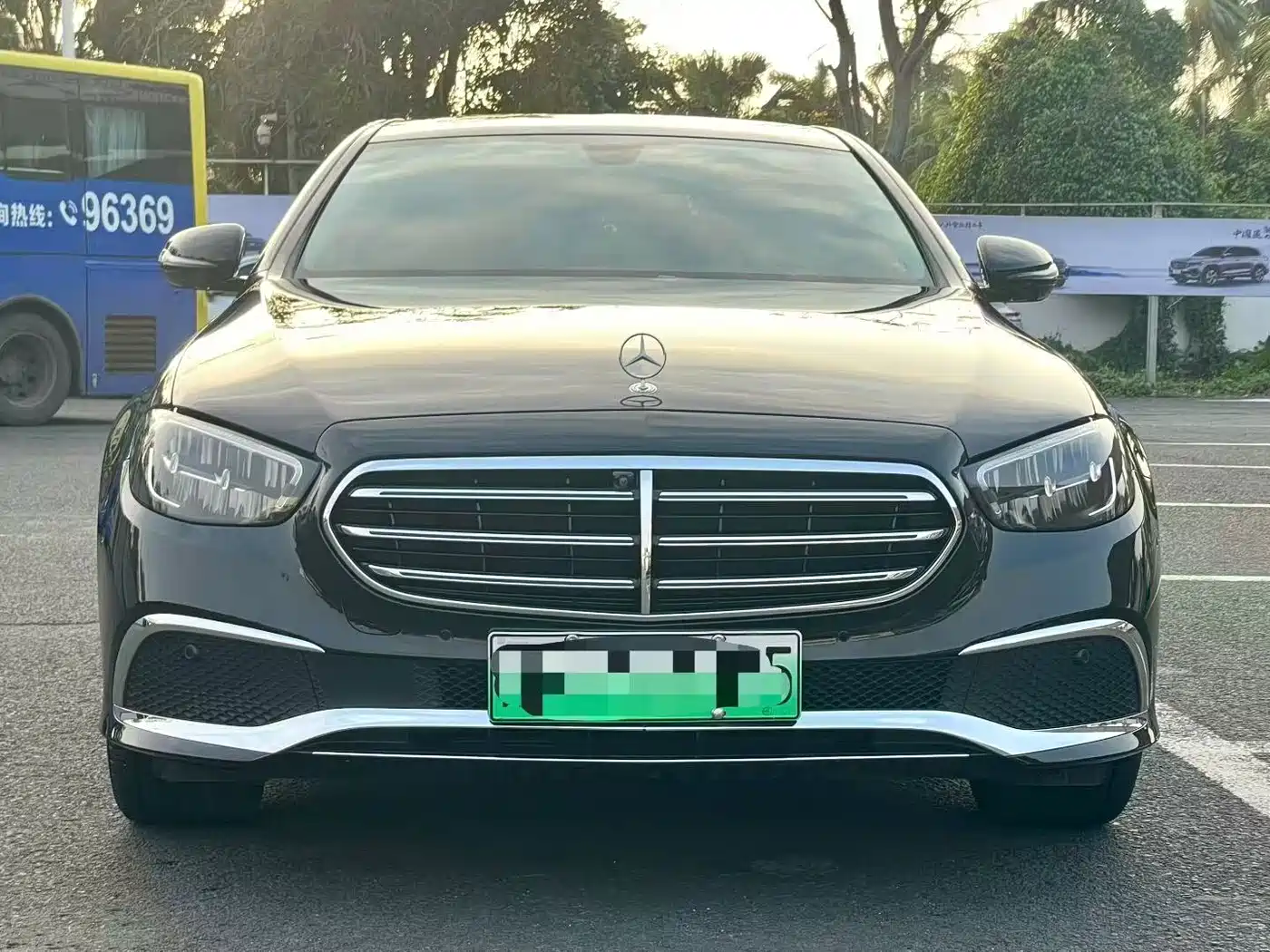 Mercedes-Benz E-Class New Energy 2022 Facelift E 350 e L Plug-in Hybrid Sedan фото 2