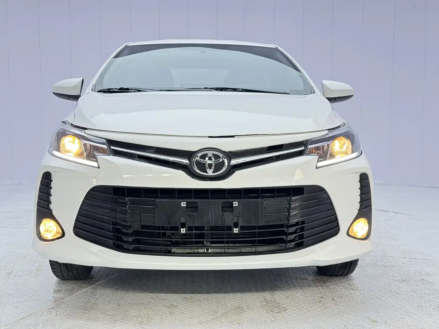 Toyota Vios 2022 1.5L 20th Anniversary Edition фото 3