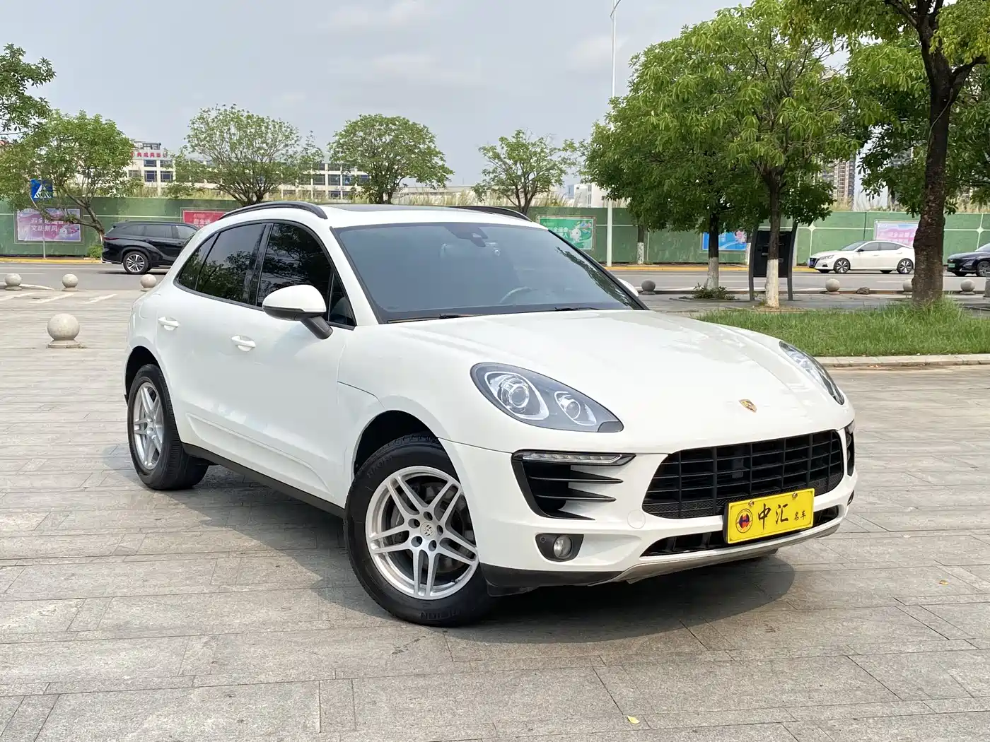 Porsche Macan 2017 Macan 2.0T фото 3