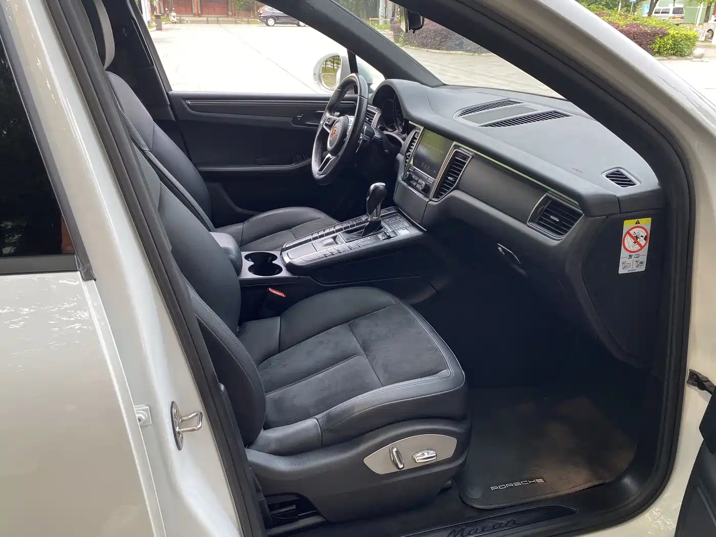 Porsche Macan 2017 Macan 2.0T фото 11