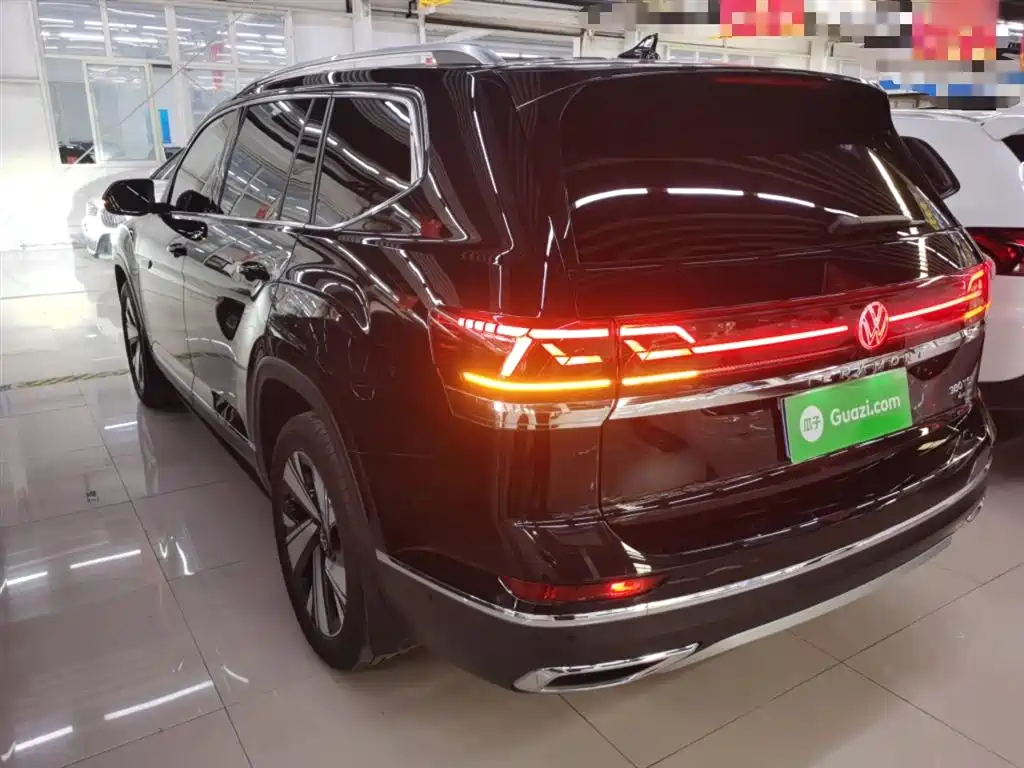 Volkswagen Teramont 2023 380TSI AWD Premium Luxury Edition фото 5