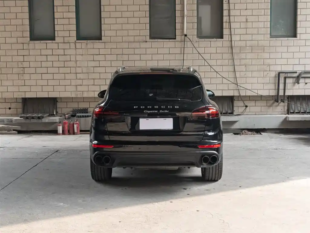 Porsche Cayenne 2016 Cayenne Turbo 4.8T фото 5