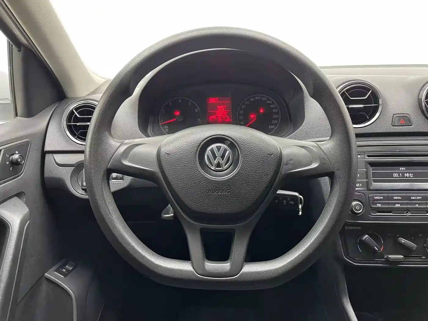 Volkswagen Jetta 2017 1.5L Manual Fashion фото 13