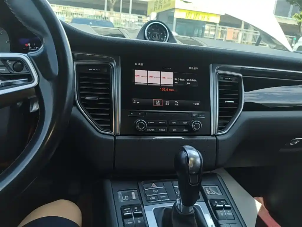 Porsche Macan 2017 Macan S 3.0T фото 13