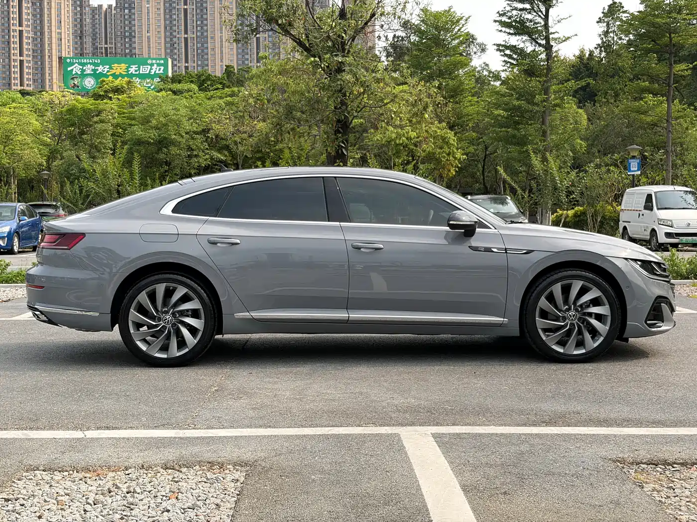 Volkswagen FAW-Volkswagen CC 2023 380TSI Eye-catching Edition фото 7
