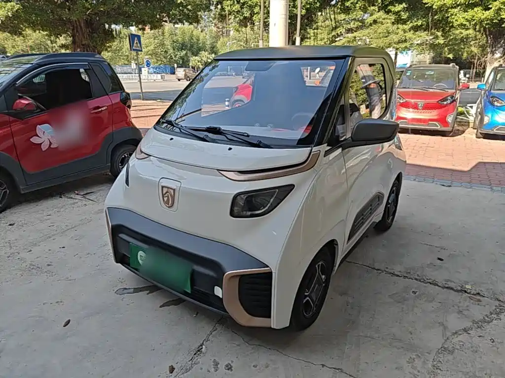 2021 Baojun E200