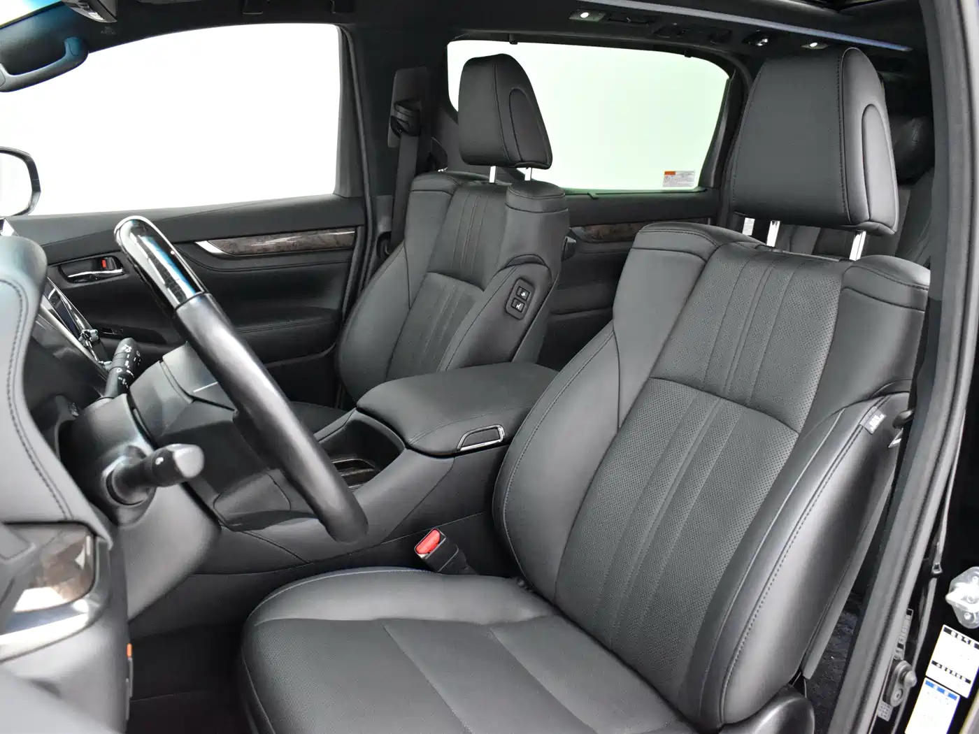 Toyota Vellfire 2022 2021 Crown Hybrid 2.5L HV Supreme Edition