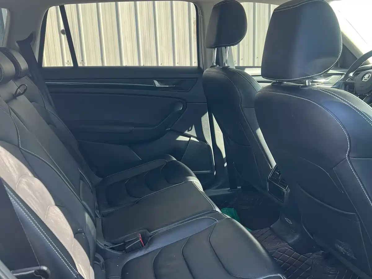 Škoda Kodiaq 2017 TSI330 7-seater 2WD Luxury Edition фото 6