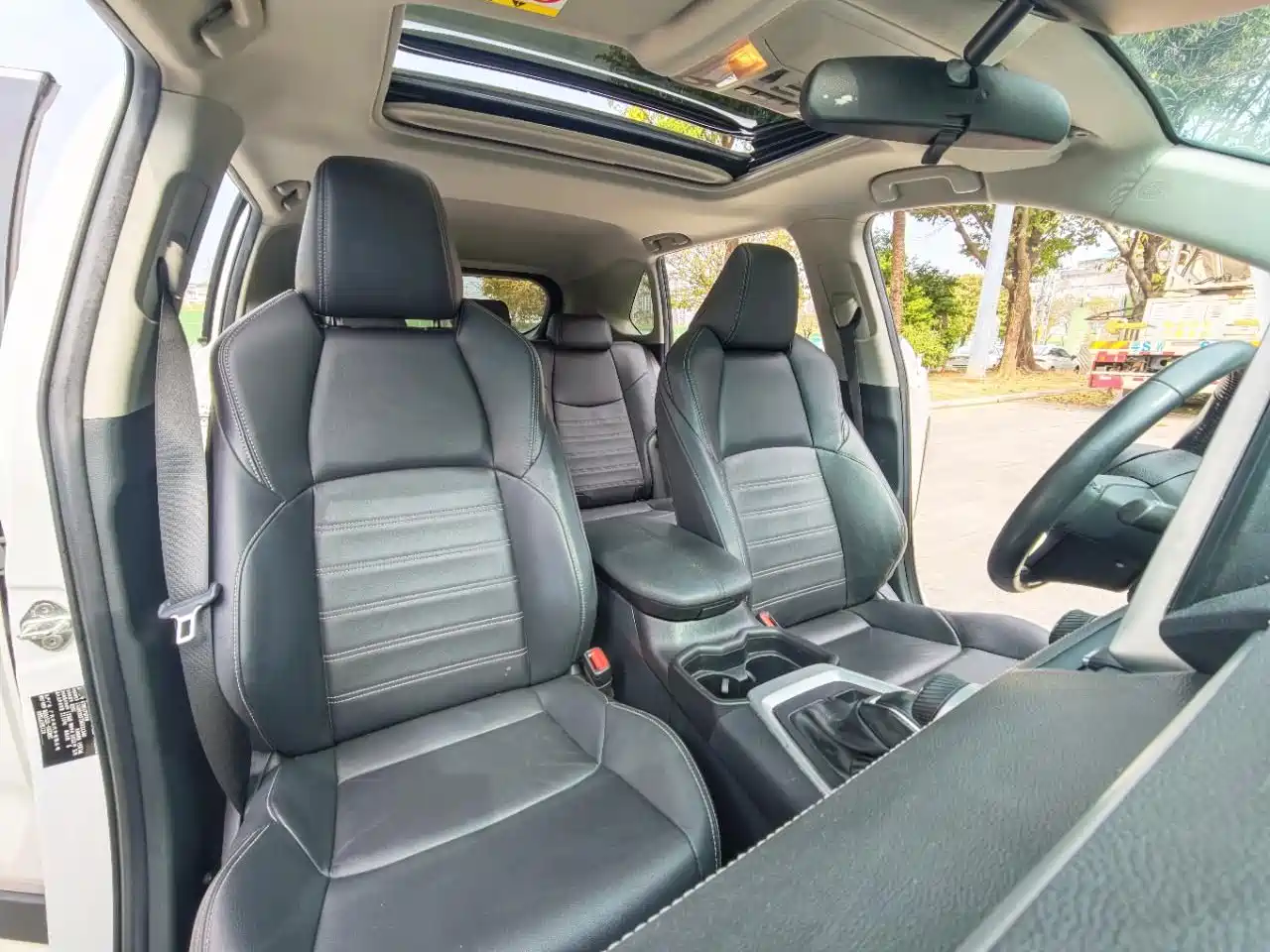Toyota Wildlander 2022 2.0L CVT FWD Luxury PLUS Edition фото 9