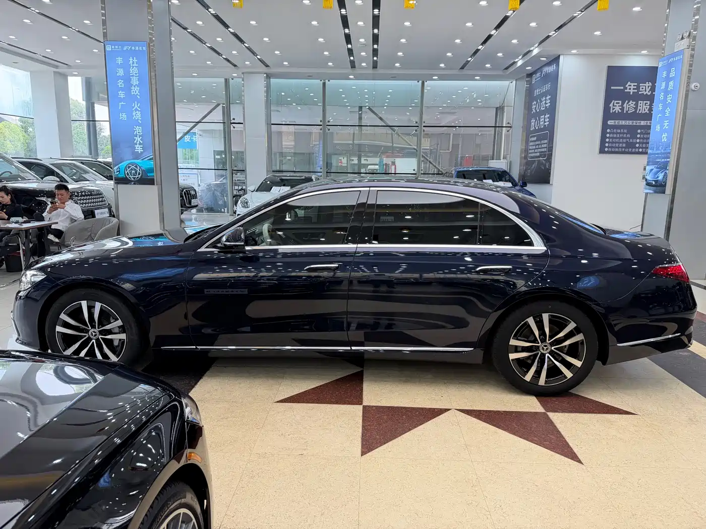 Mercedes-Benz S-Class 2023 Model S 400 L Luxury Edition фото 26