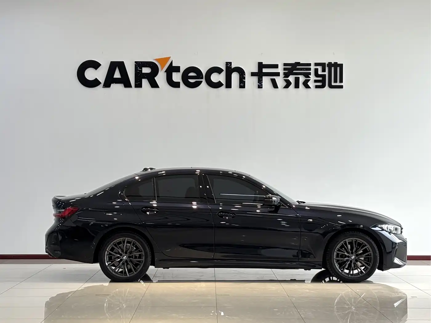 BMW 3 Series 2023 325i M Sport Black Night Package фото 4