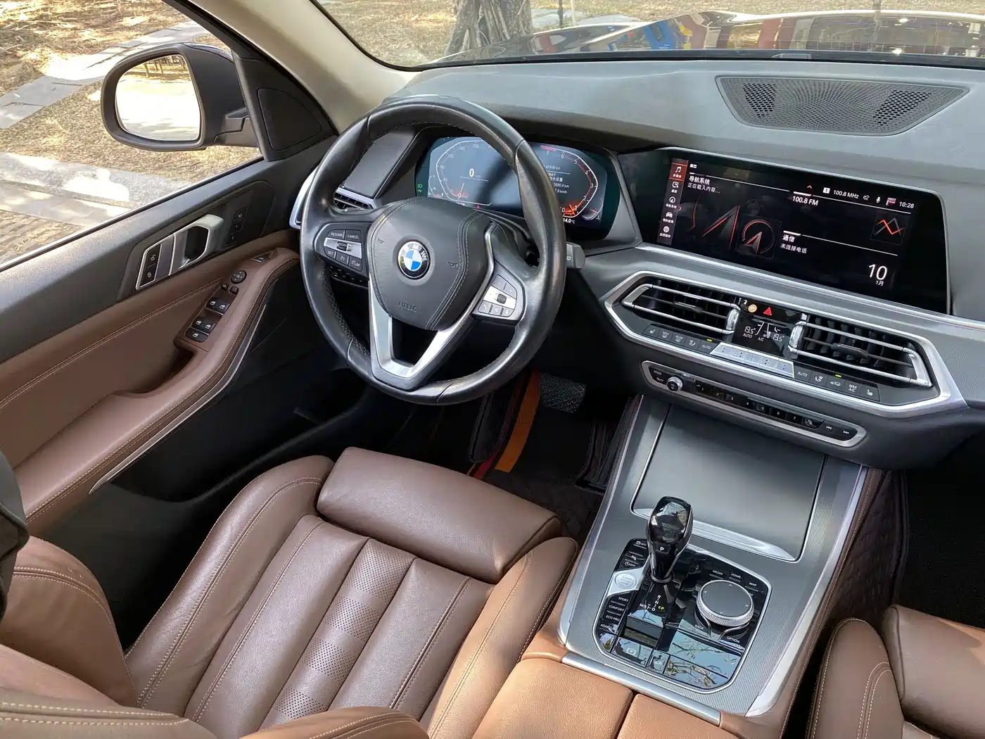 BMW X5 (Import) 2019 xDrive40i M Sport Package фото 17