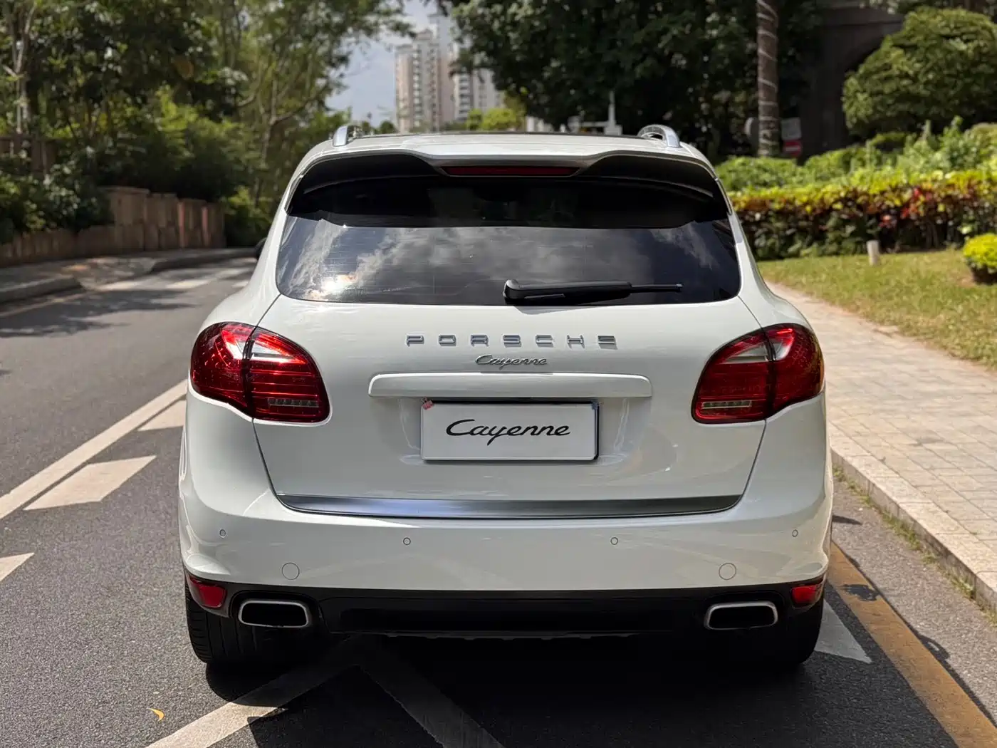 Porsche Cayenne 2014 Cayenne Platinum Edition 3.0T фото 21