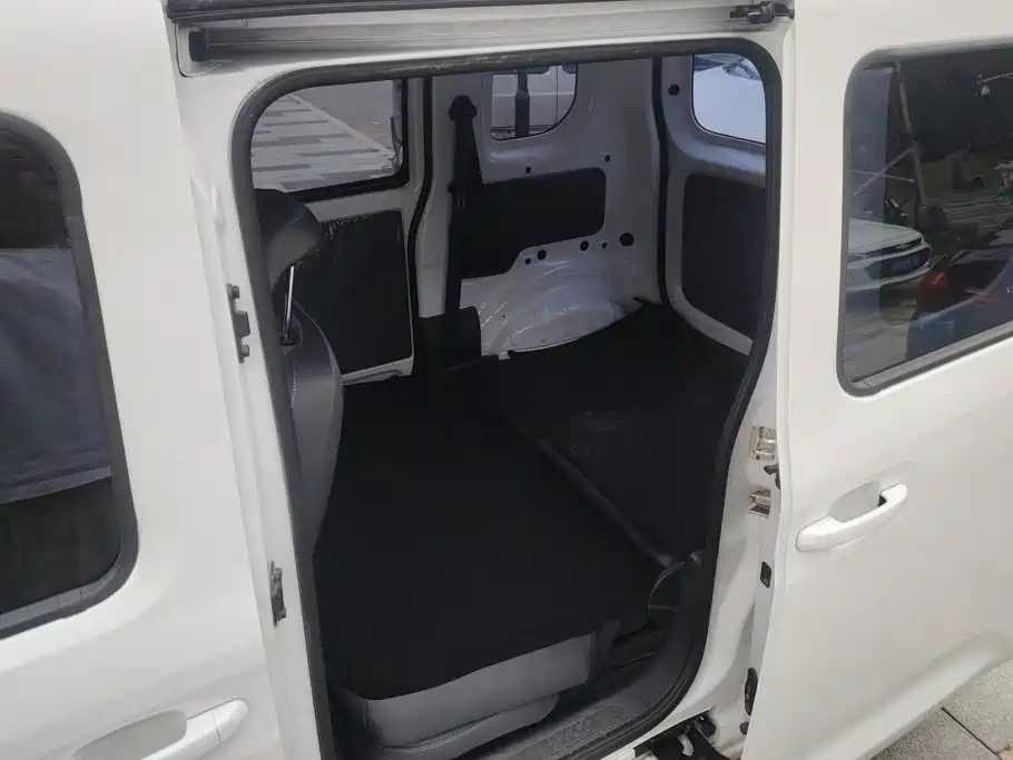 Wuling Motors Wuling Zhiguang NEV 2025 2025 Model Comfort