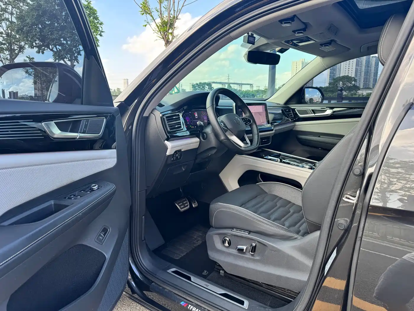 Volkswagen Teramont 2022 Teramont X 380TSI 4MOTION Premium Luxury фото 4
