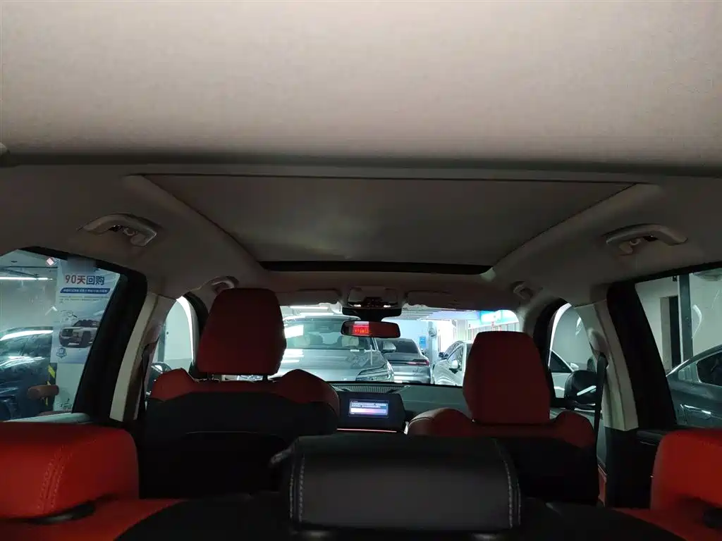 BMW iX1 2023 eDrive25L X Design Package фото 18