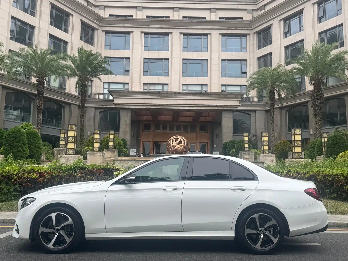 Mercedes-Benz E-Class 2017 E 200 Sport фото 4
