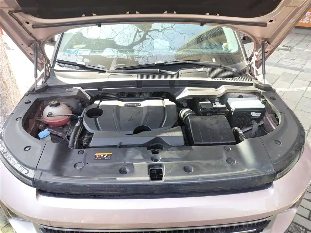 Geely ICON 2022 2023 Model 1.5TD Chocolate Deluxe Edition