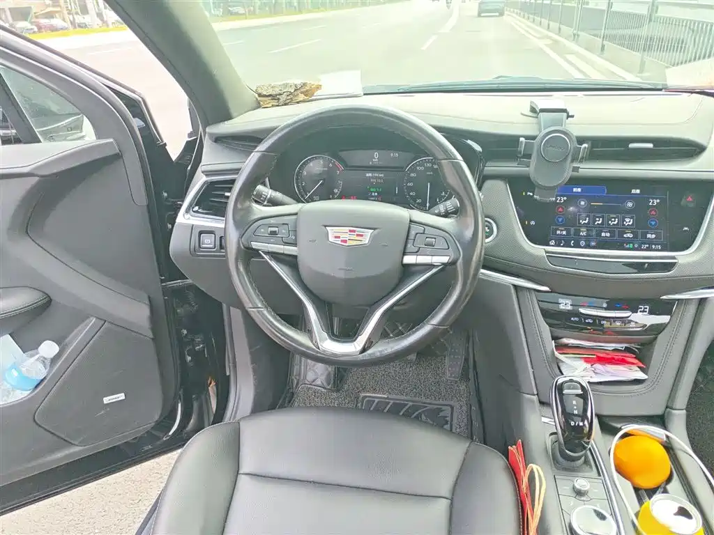 Cadillac XT6 2020 28T 6-Seater Trend Edition фото 3