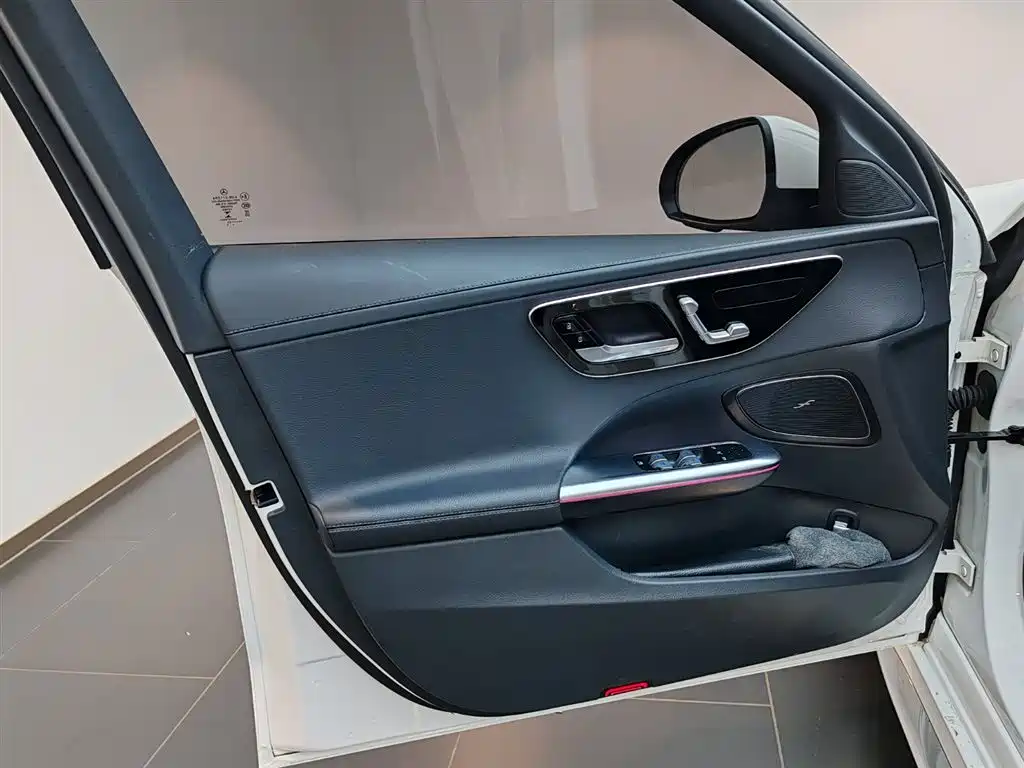 Mercedes-Benz C-Class 2023 C 260 L Sport фото 13