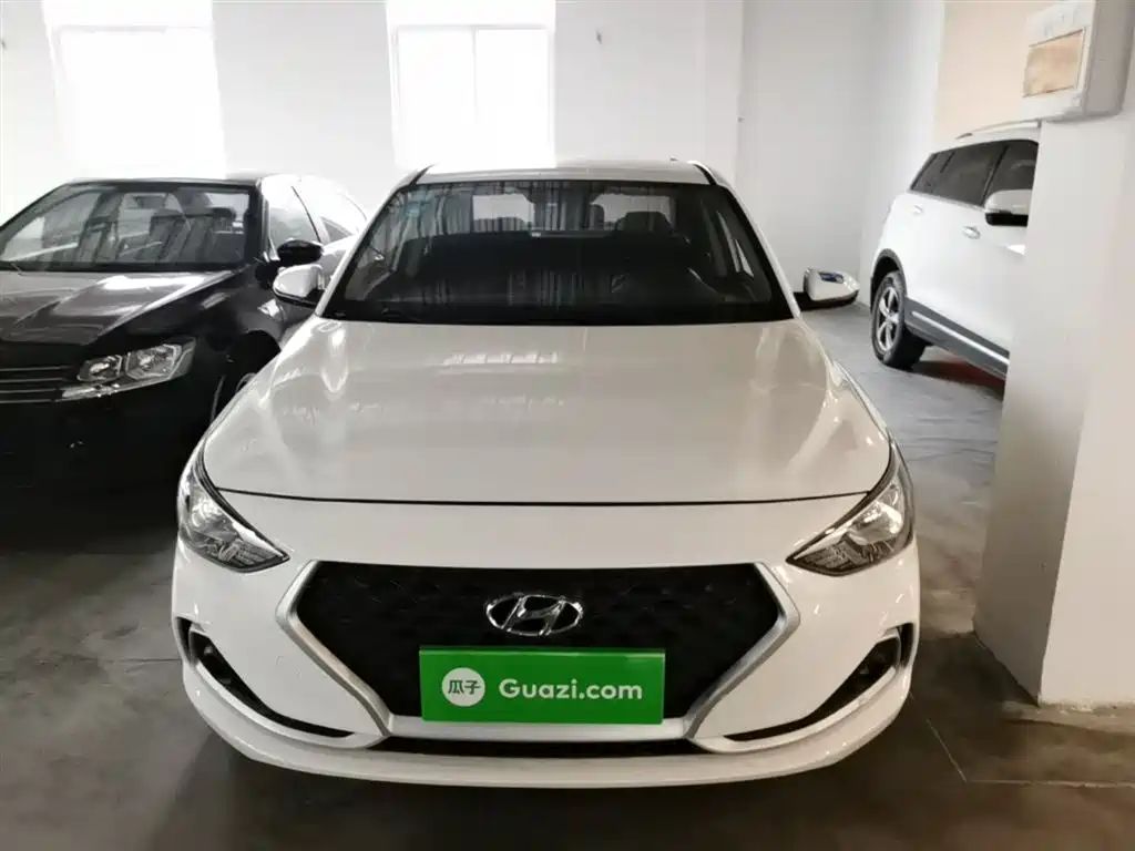 Hyundai Elantra 2018 1.6L Auto Joy GL (China V) фото 3