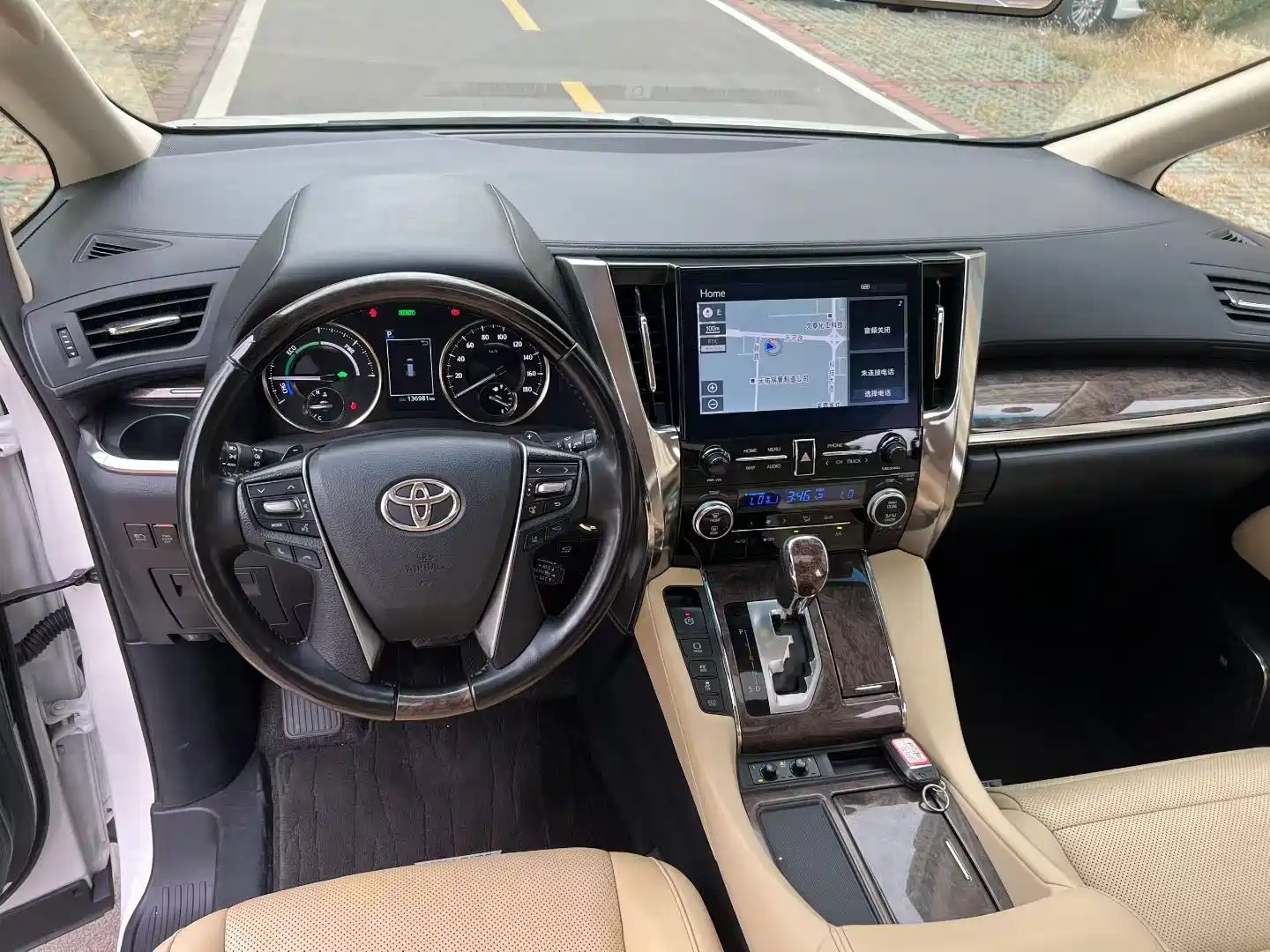 Фото 4 - Toyota Vellfire