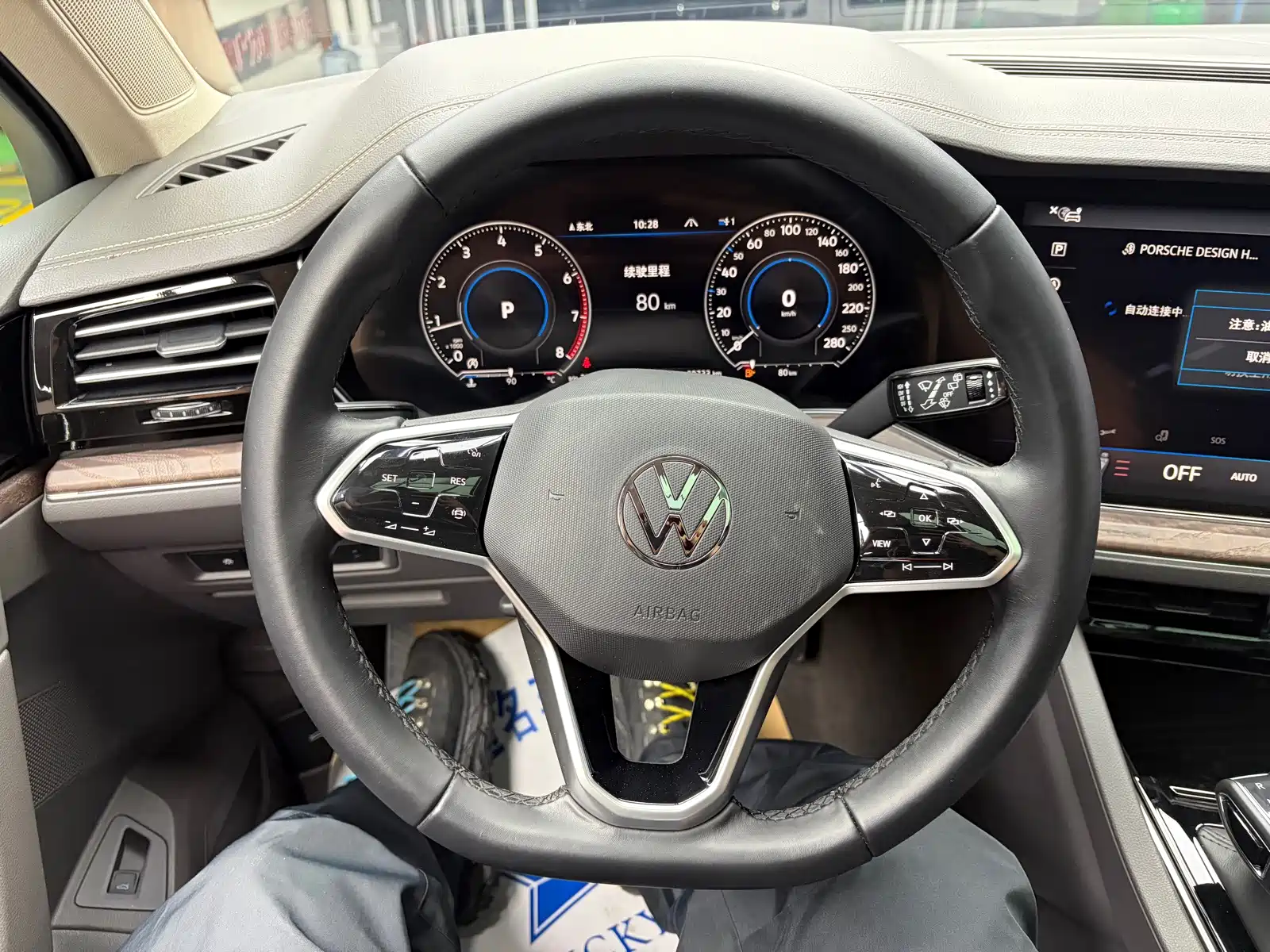 Фото 8 - Volkswagen Touareg