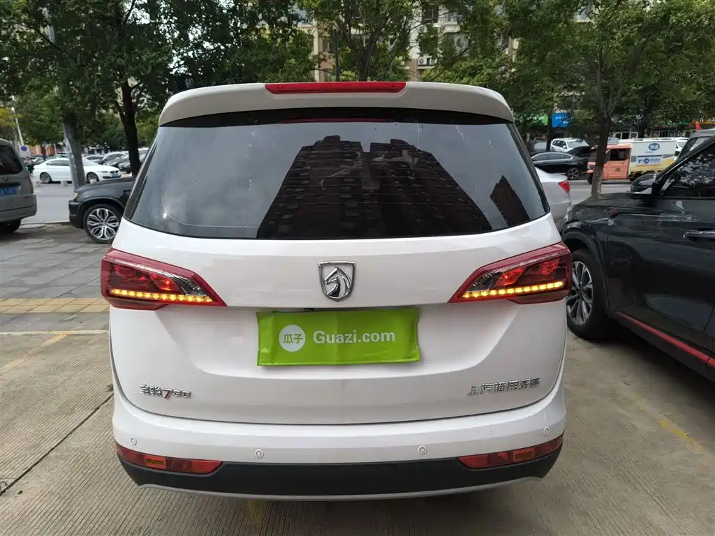 Baojun 730 2019 2019 1.5T CVT Fashion 7-Seater China V