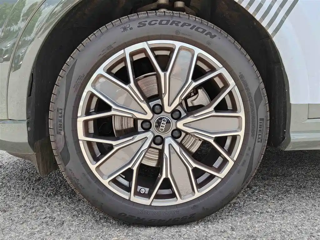 Audi Q5L 2026 2026 Luxury Sport 150kW