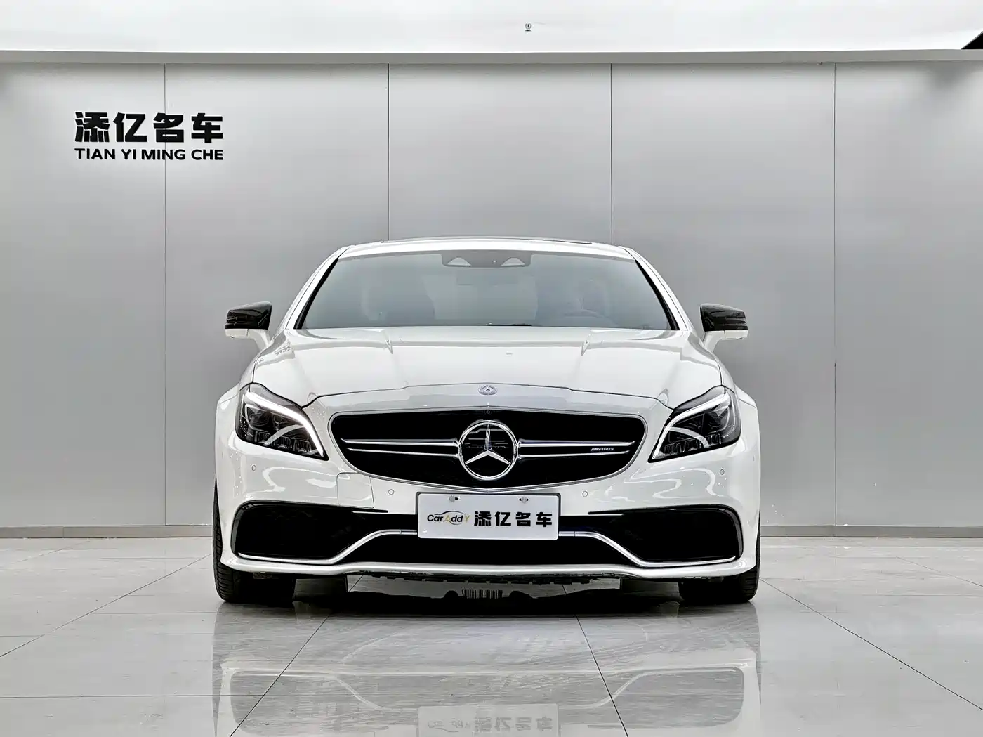 Mercedes-Benz CLS AMG 2015 AMG CLS 63 4MATIC фото 2