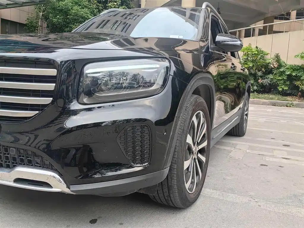 Mercedes-Benz GLB 2024 Facelift GLB 200 Style фото 4