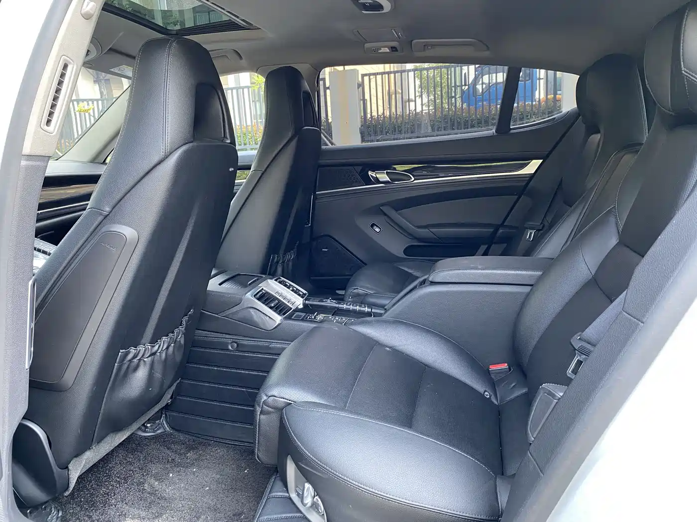Porsche Panamera 2016 Panamera 4 Executive Edition 3.0T фото 6