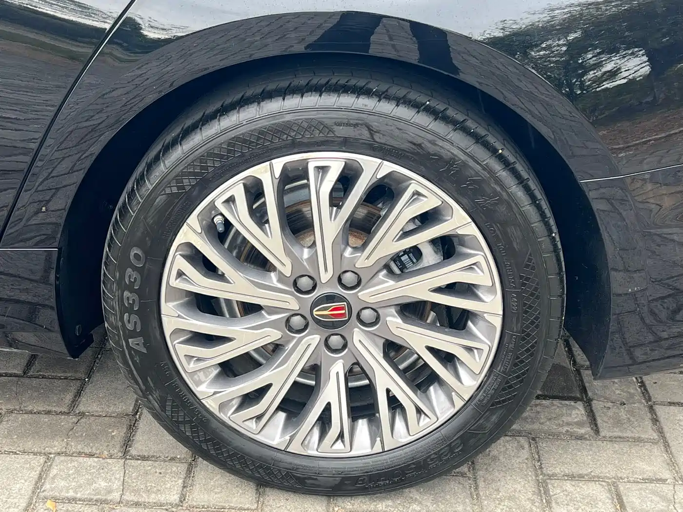 Hongqi H5 2023 2.0T Auto Smart Connect Flag Comfort фото 25