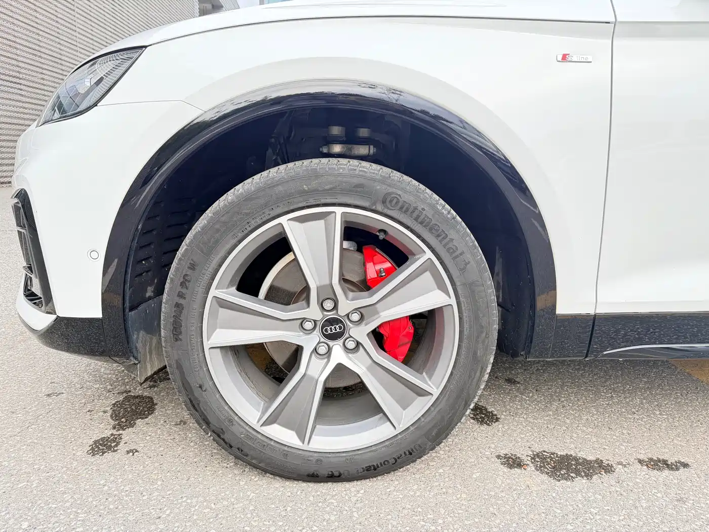 Audi Q5L Sportback 2024 40 TFSI Luxury Version фото 3