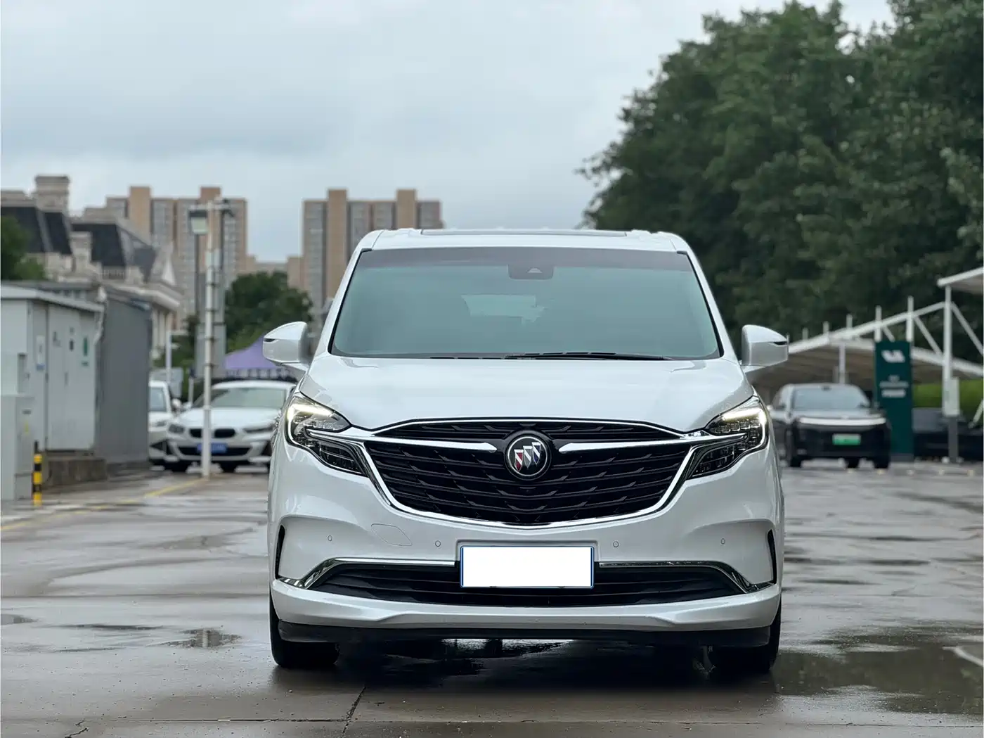 Buick GL8 2021 ES Landlord 653T Flagship фото 2