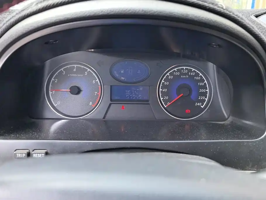 Geely Classic Emgrand 2015 2012 Hatchback 1.5L Manual Standard