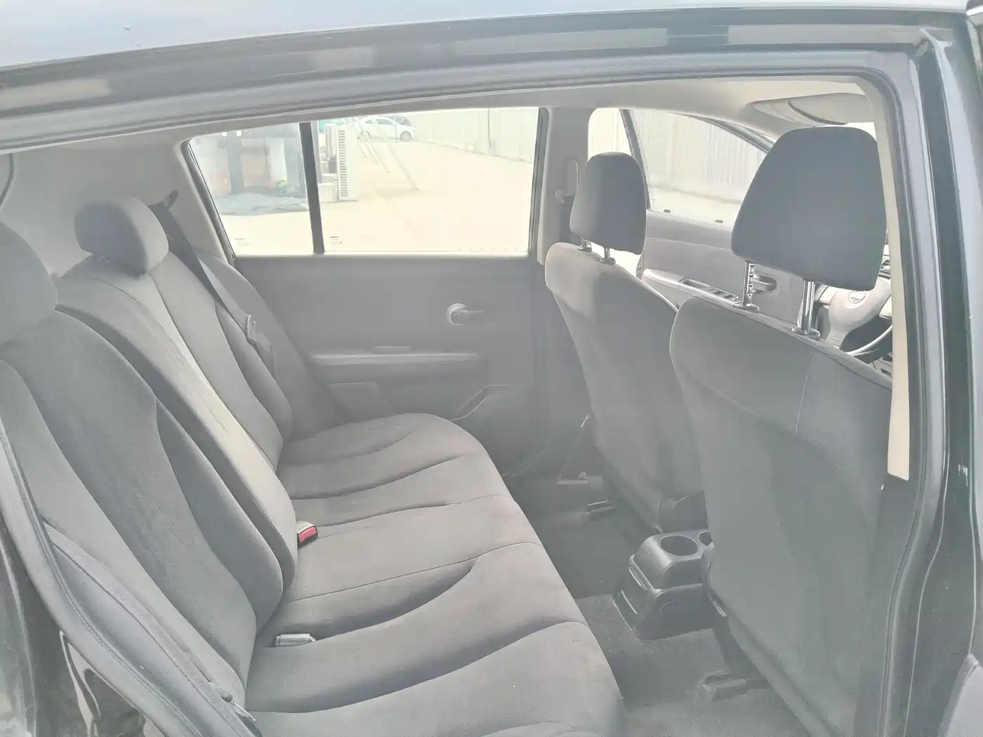 Nissan Tiida 2010 2008 1.6L Automatic Fashion