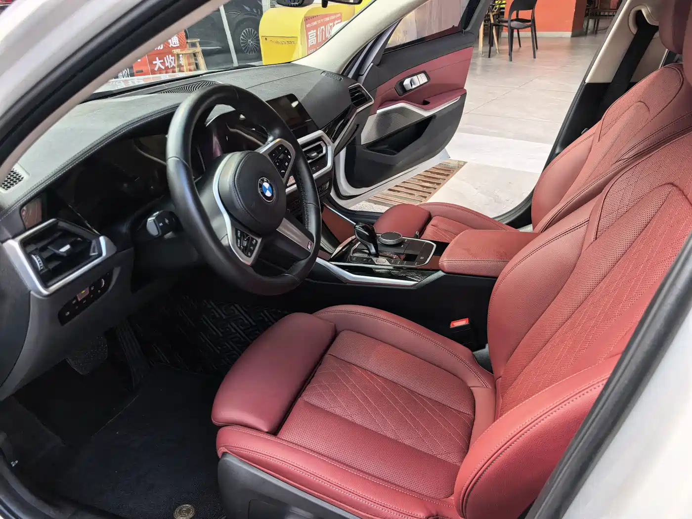 BMW 3 Series 2023 320Li M Sport Package фото 14
