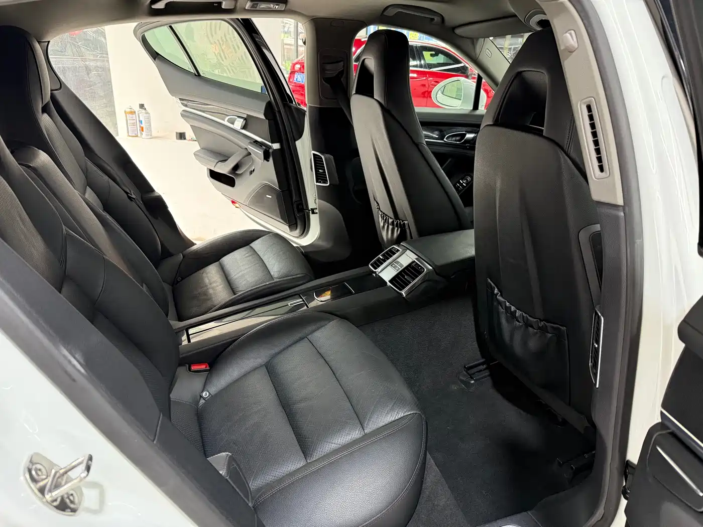 Фото 20 - Porsche Panamera