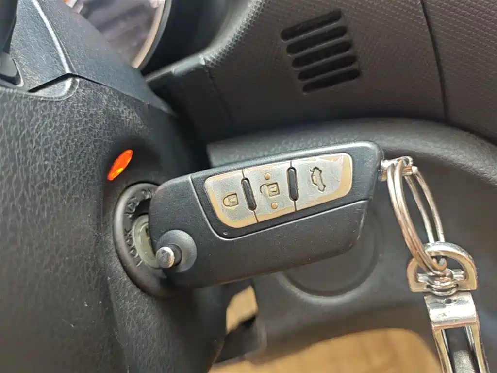 Besturn B70 2015 2014 2.0L Automatic Luxury