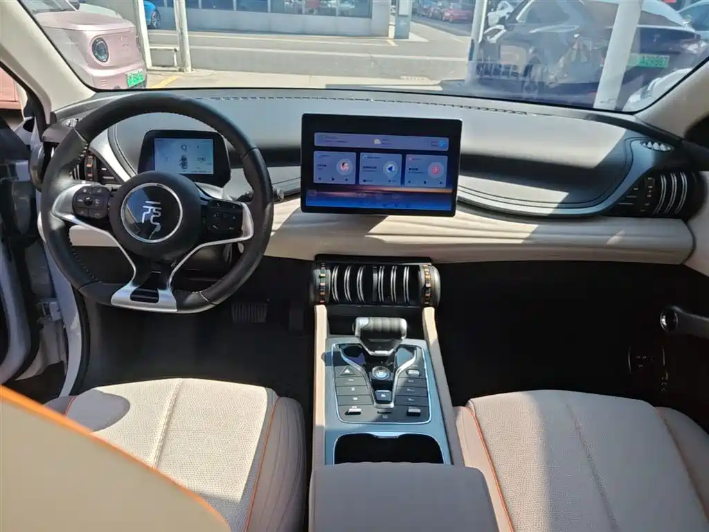 BYD Yuan PLUS 2024 Glory Edition 430KM Advanced фото 10