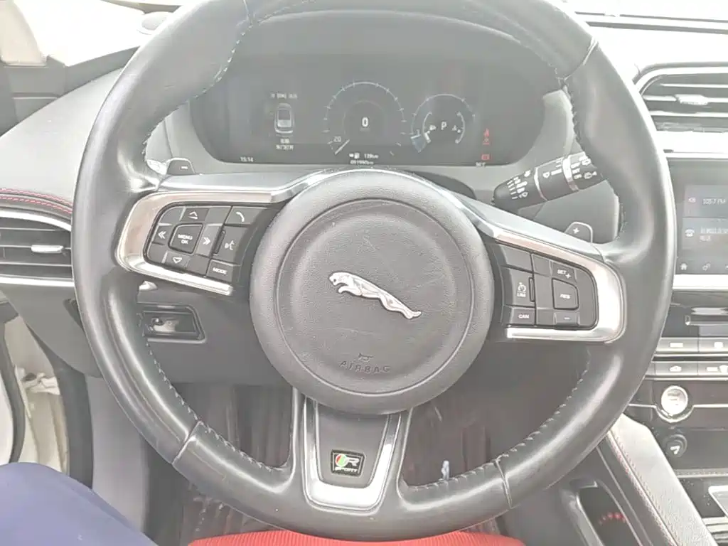 Jaguar F-PACE 2017 2016 2.0T FWD R-Sport Edition