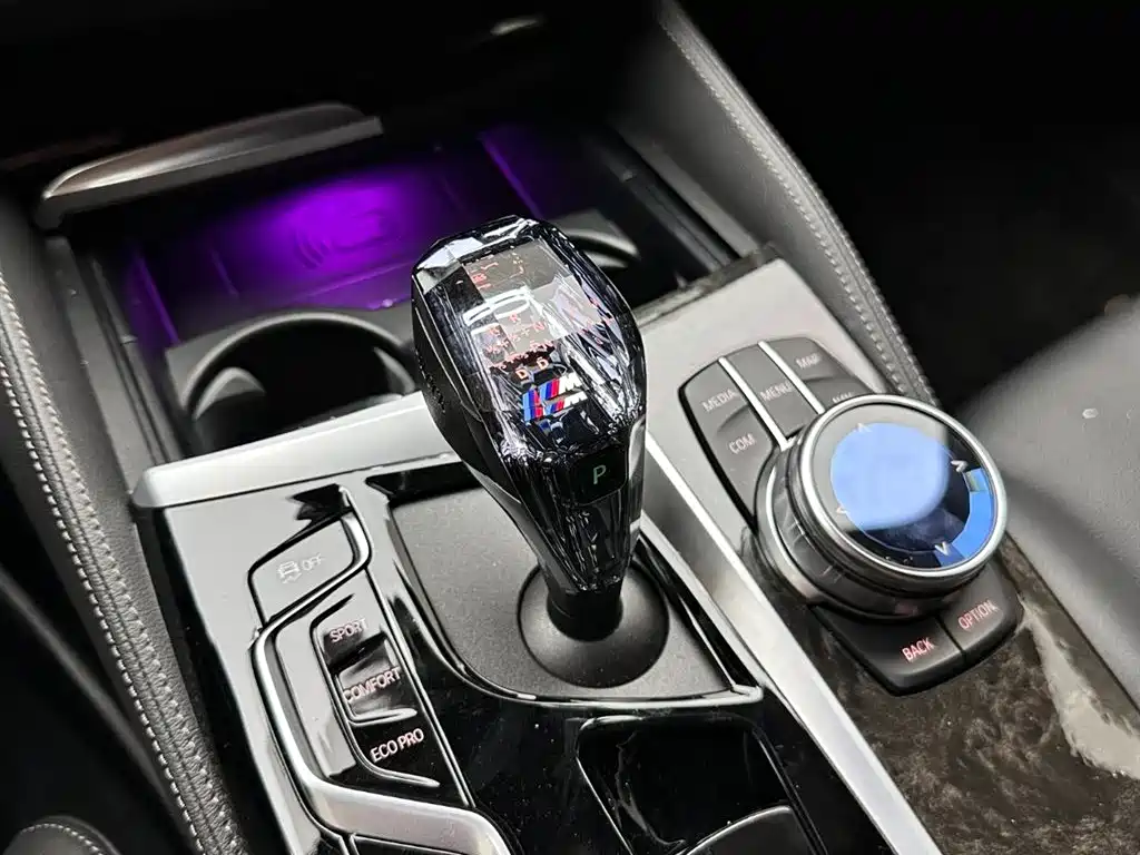 BMW 6 Series GT 2022 Model 630i M Sport Package фото 16