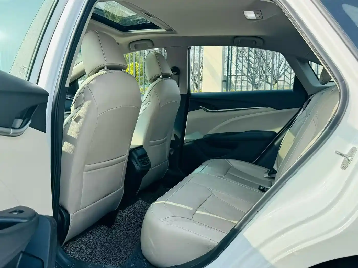 Buick Excelle 2019 15T DCT Connected Elite Type China VI фото 5