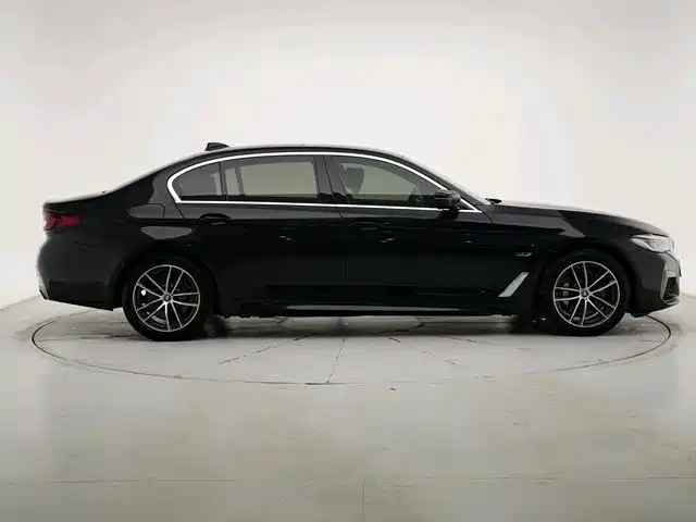 BMW 5 Series New Energy 2022 Facelift 535Le Pioneer M Sport Package фото 4