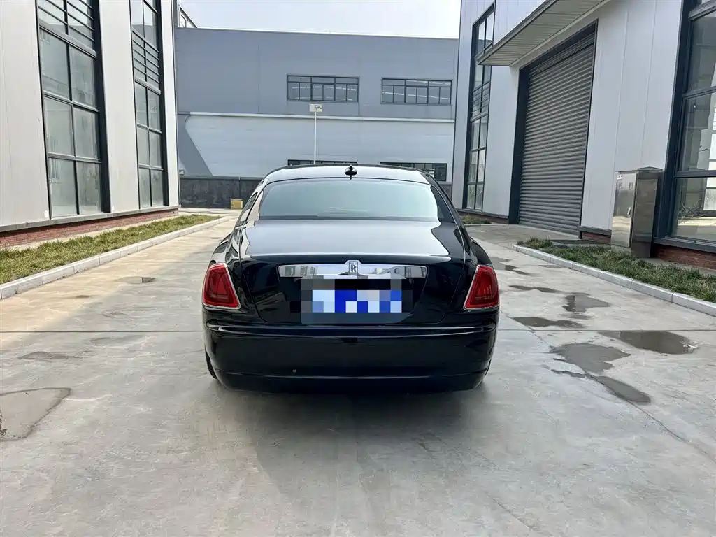 Rolls-Royce Ghost 2014 6.6T Extended Edition фото 10