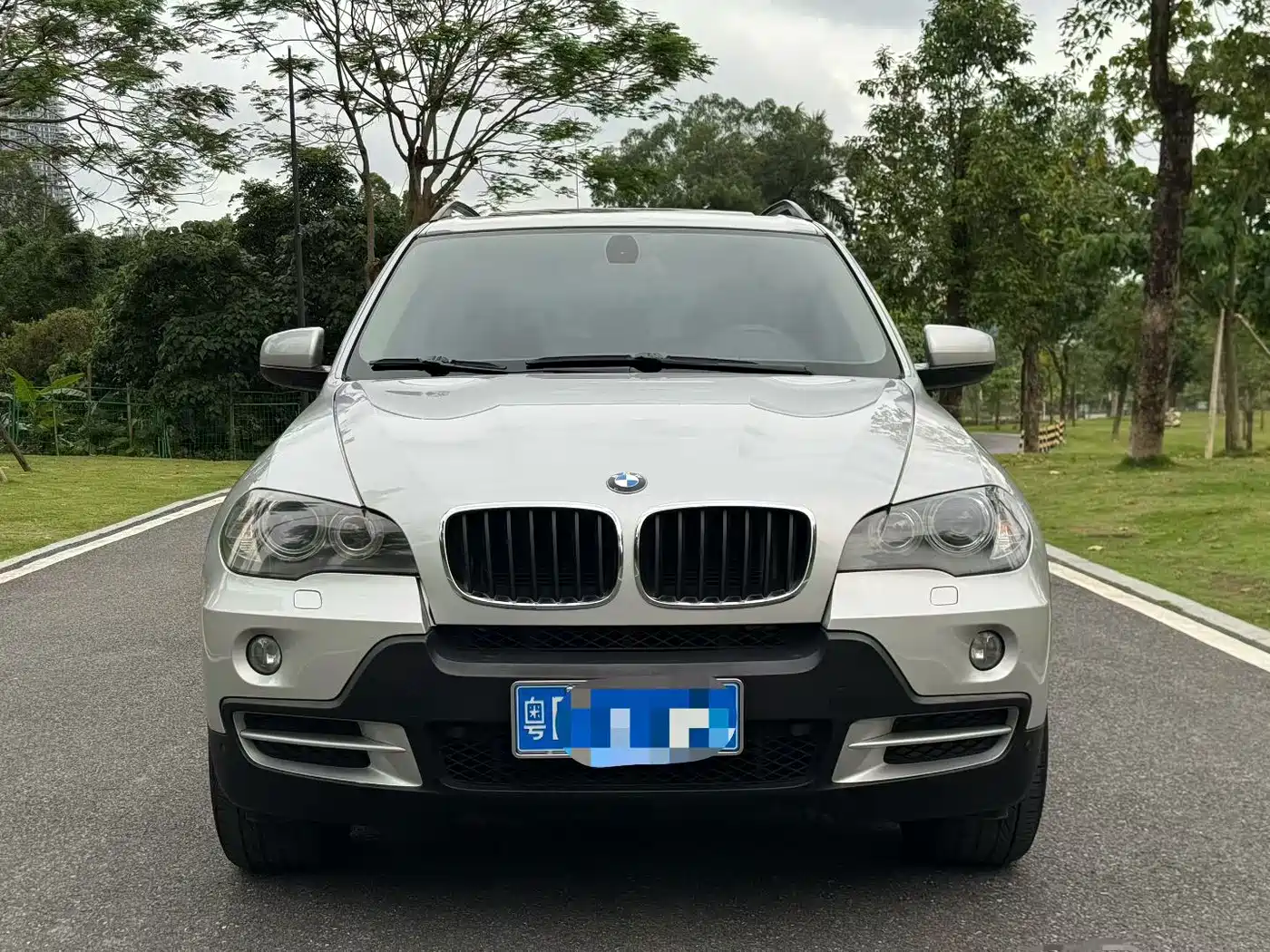 BMW X5 (Import) 2009 xDrive30i Luxury фото 2