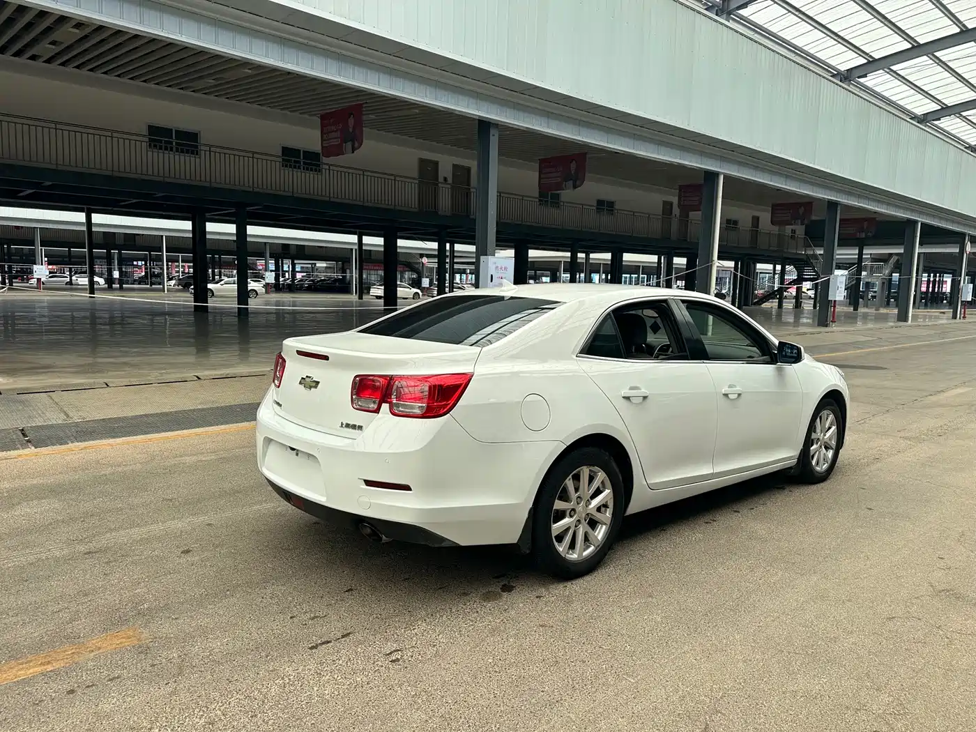 Chevrolet Malibu 2014 2.0L Automatic Luxury фото 5