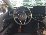 Фото 11 - Toyota Camry